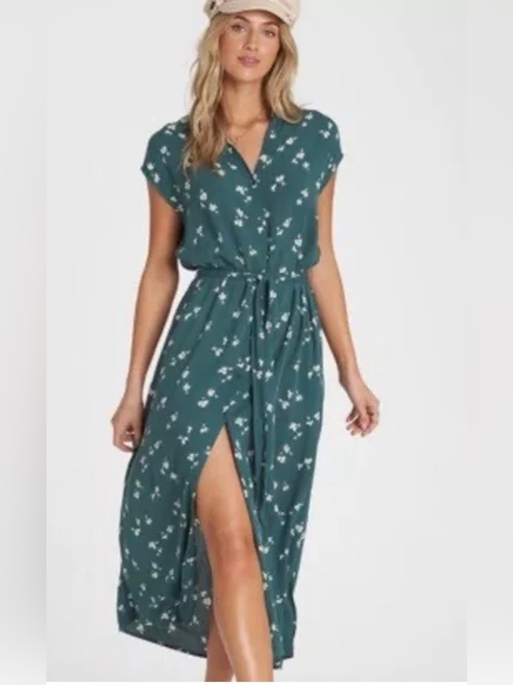 Billabong NWT Little Flirt Button Down Floral Dress L